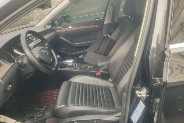 大众 迈腾 2019款 330TSI DSG 领先型 国VI中控内饰19