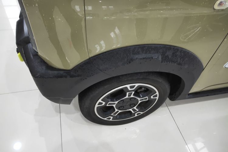 吉利银河 2024款 200km 熊猫骑士车身外观6007