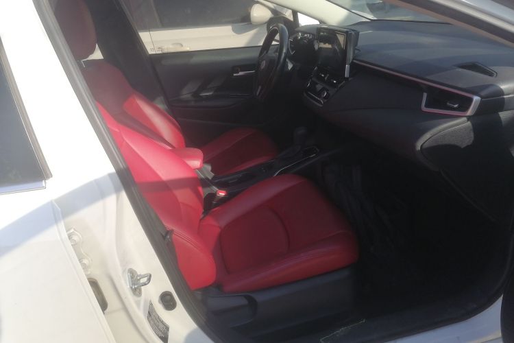 丰田 卡罗拉 2019款 1.2T S-CVT GL-i精英版局部细节41