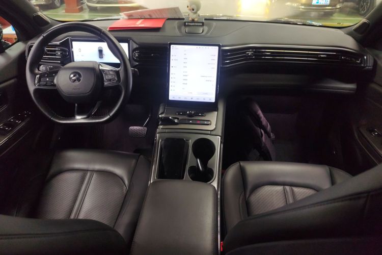 蔚来ES6 2020款 420KM 运动版中控内饰7002