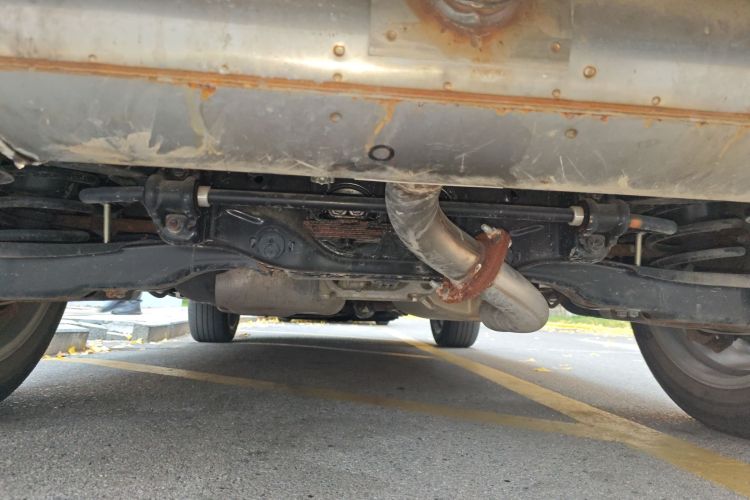 雷克萨斯RX 2016款 300 四驱典雅版 国V局部细节9009