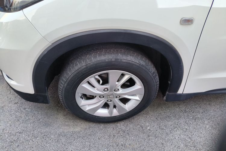 本田 缤智 2017款 1.5L CVT两驱舒适型车身外观35