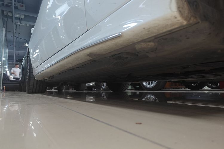 奔驰C级 2023款 C 260 L 运动版局部细节9001