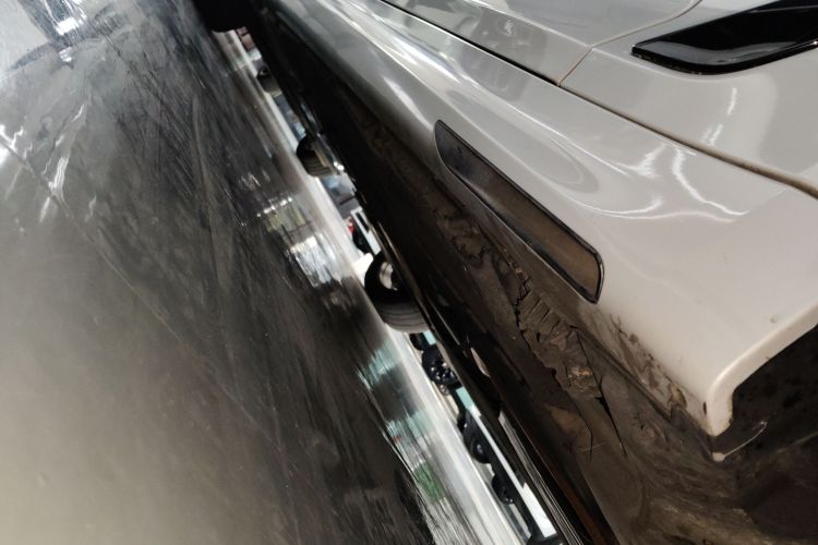 宝马5系 2018款 525Li M运动套装局部细节9001