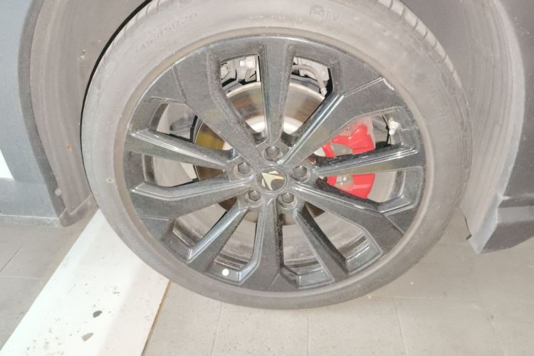 ARCFOX极狐 极狐 阿尔法T5(ARCFOX αT5) 2024款 660 MAX车身外观10