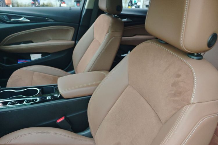 别克 君威 2023款 552T 智享型局部细节19