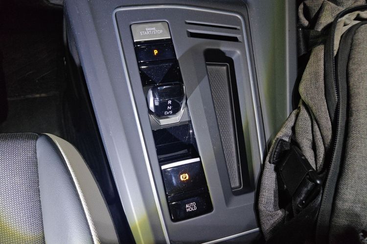 大众 高尔夫 2021款 280TSI DSG Pro局部细节18