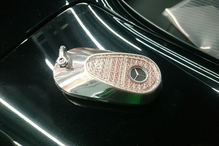 奔驰C级 2023款 改款二 C 260 L 运动版中控内饰7001