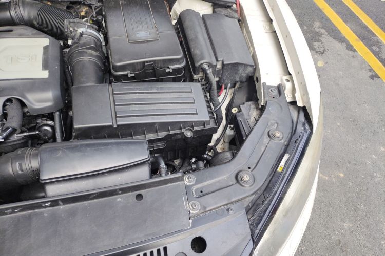 大众 帕萨特 2011款 2.0TSI DSG御尊版局部细节9007