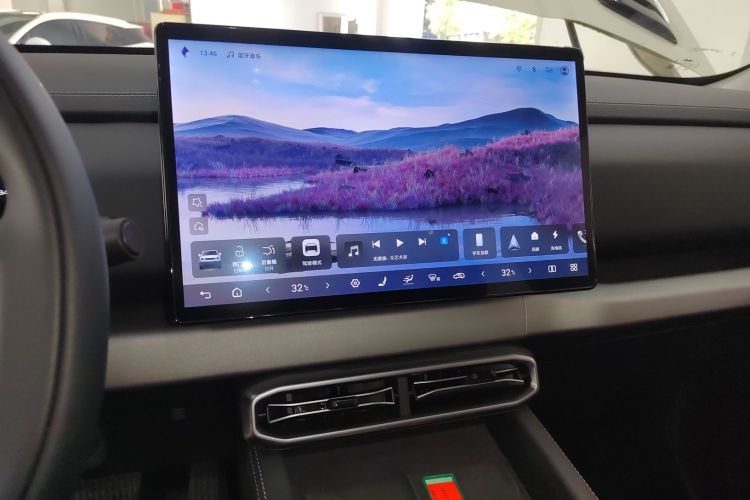 方程豹 钛3 2025款 501KM 四驱智驾Max版局部细节16