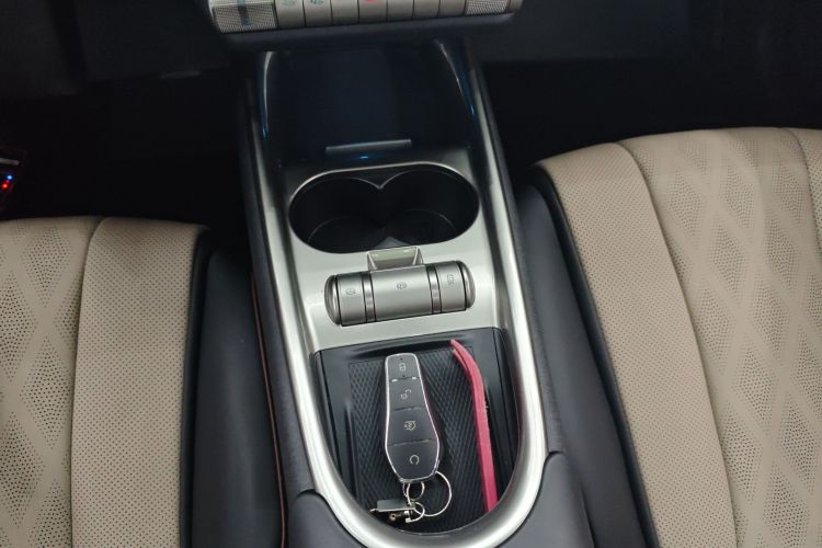 比亚迪 海豚 2023款 420km 时尚版中控内饰18