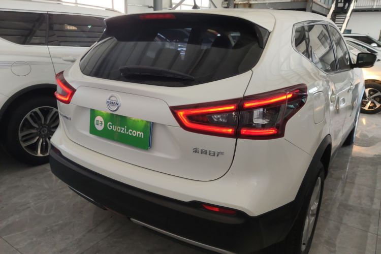 日产 逍客 2022款 2.0L CVT XV智享版车身外观6