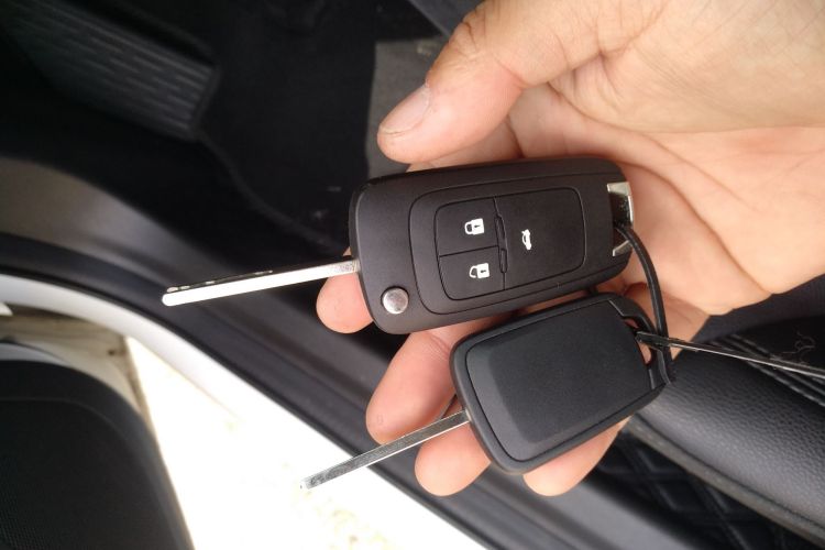 别克 英朗 2021款 改款 1.3T 自动轻混动精英型中控内饰7001