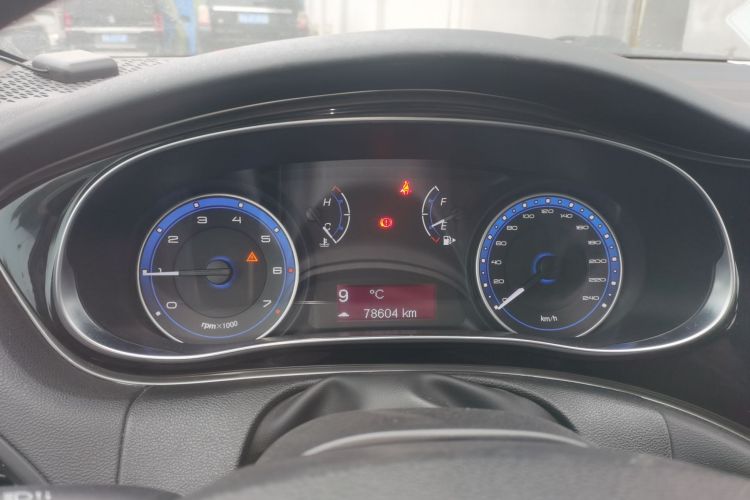 菲亚特 菲翔 2015款 1.4T 手动悦享版中控内饰14