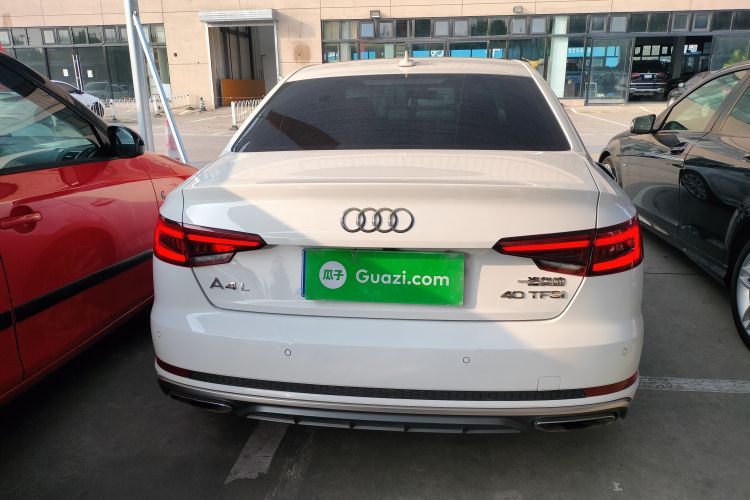 奥迪A4L 2019款 40 TFSI 时尚型 国VI车身外观6