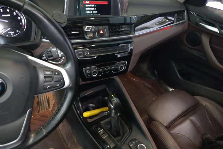 宝马X1 2018款 sDrive18Li 尊享型局部细节16