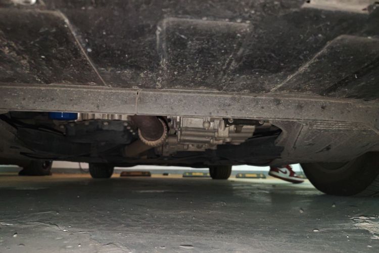 别克 君威 2019款 20T 精英型 国V局部细节9008