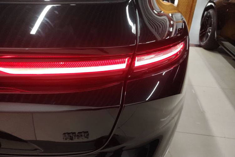 蔚来ET5T 2024款 75kWh Touring车身外观9