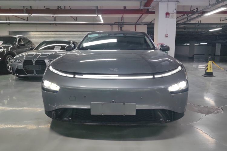 小鹏P7 2022款 480E+车身外观6001