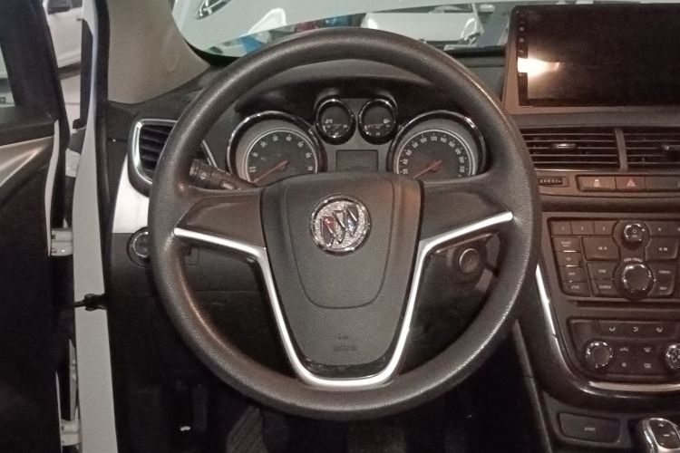 别克 昂科拉 2015款 1.4T 自动两驱都市精英型中控内饰13