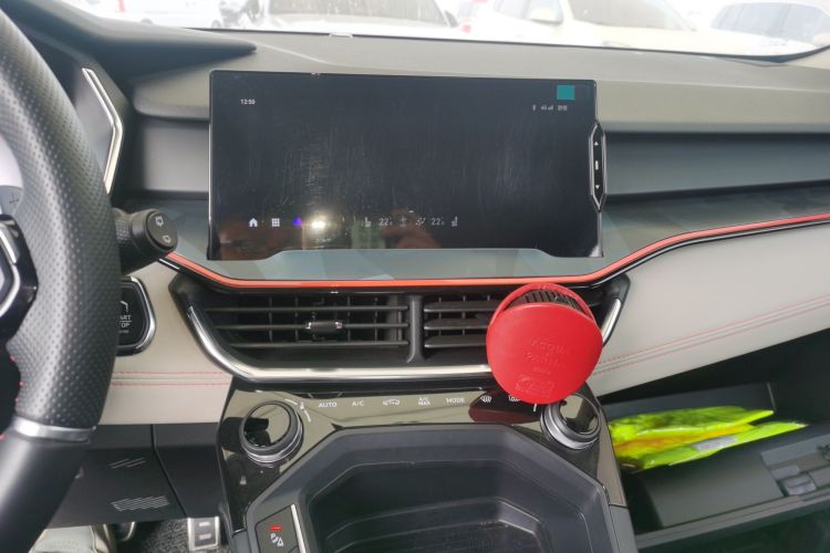 领克06 2021款 1.5T Shero粉色特别版中控内饰16