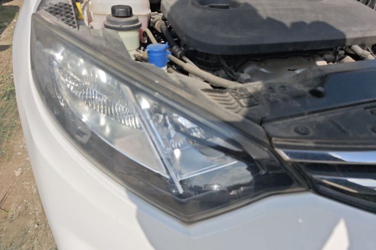 长安 逸动 2016款 XT 1.6L 自动俊酷型车身外观6006