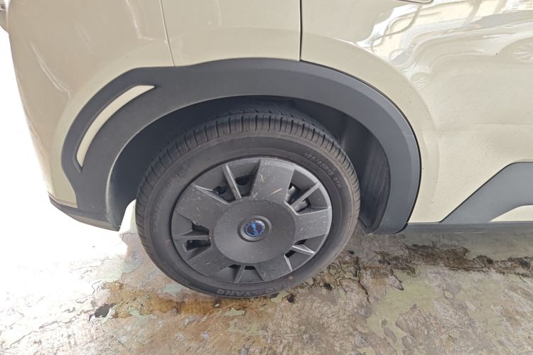 比亚迪 海鸥 2025款 305km 活力版车身外观56