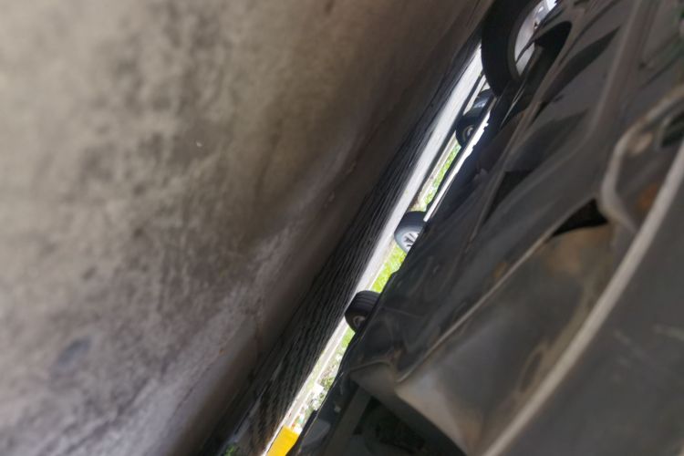 大众 途安 2011款 1.4T DSG智臻版5座局部细节9008