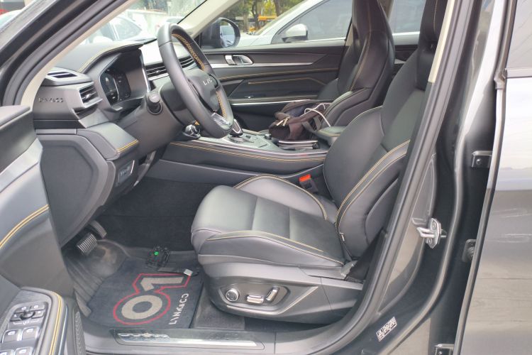 领克01 2023款 2.0TD 两驱型Pro局部细节19