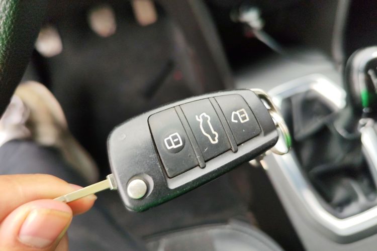 奇瑞 瑞虎3X 2018款 1.5L 手动精英版中控内饰11