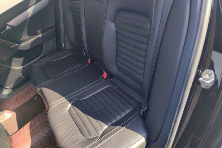 大众 迈腾 2016款 1.8TSI 智享舒适型中控内饰21