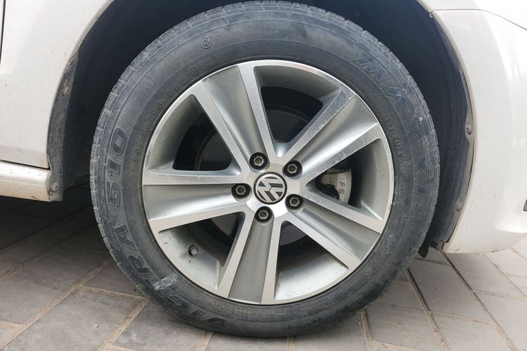 大众 Polo 2016款 1.4L 手动风尚型车身外观10