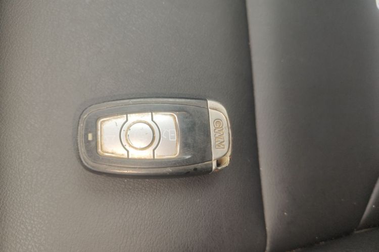 哈弗H6 2015款 改款 运动版 1.5T 手动两驱精英型中控内饰7001