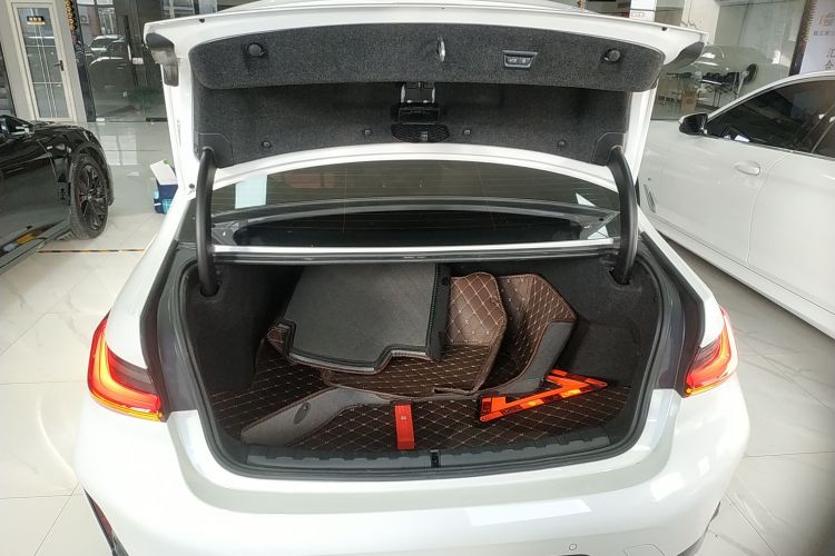 宝马3系 2023款 325Li M运动套装局部细节23