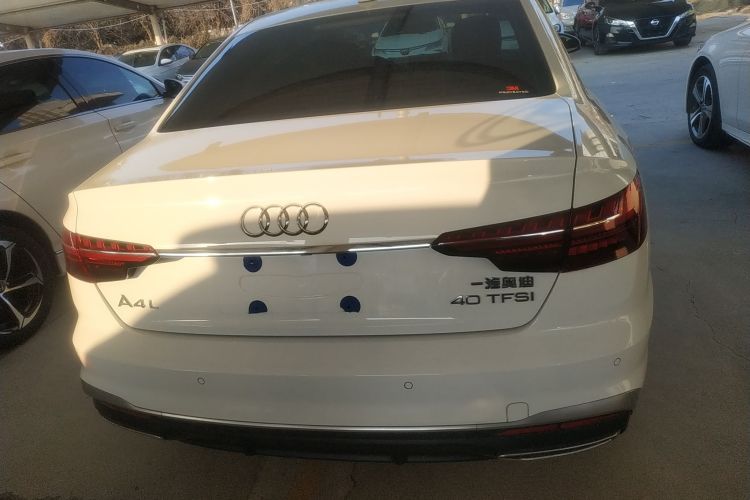 奥迪A4L 2025款 200万辆悦享版 40 TFSI 时尚动感型车身外观6004