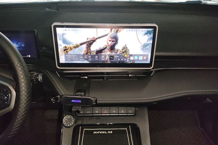 哈弗H6 2022款 第三代 1.5T 自动两驱Max中控内饰16