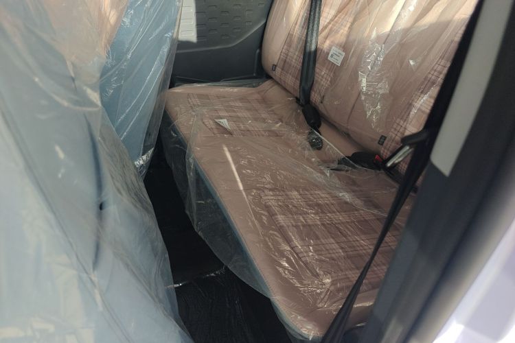 奇瑞新能源 QQ冰淇淋 2025款 155km 圣代版中控内饰21