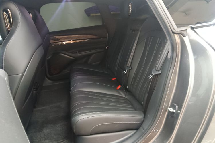 智己汽车 智己L7 2022款 Dynamic中控内饰7004