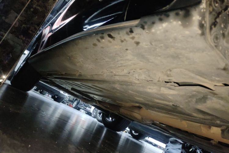 奔驰GLC 2017款 GLC 300 4MATIC 动感型局部细节9001