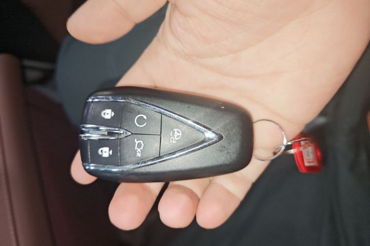 长安UNI-Z新能源 2024款 蓝鲸智电iDD 125km 卓越型中控内饰11