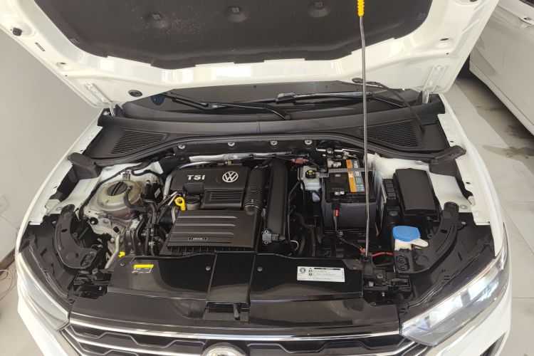 大众 T-ROC探歌 2018款 280TSI DSG两驱舒适型 国V机舱底盘24