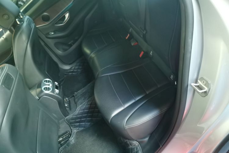 奔驰GLC 2019款 GLC 300 L 4MATIC 动感型中控内饰7004