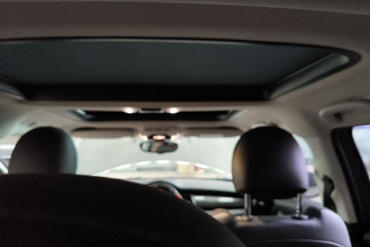 MINI 2019款 2.0T COOPER S 经典派 五门版局部细节22