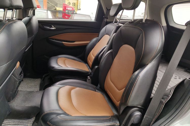 五菱汽车 五菱宏光S3 2018款 1.5L 手动豪华型 国V中控内饰21