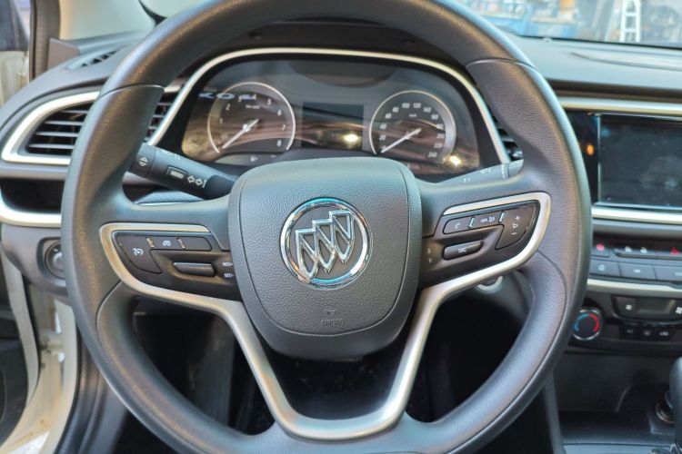 别克 英朗 2021款 改款 典范 1.5L 自动精英型中控内饰13