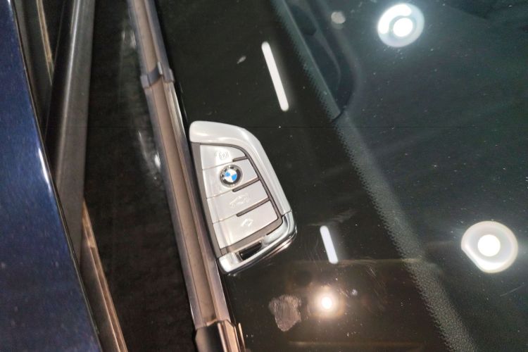 宝马5系(进口) 2019款 525i M运动套装中控内饰7001