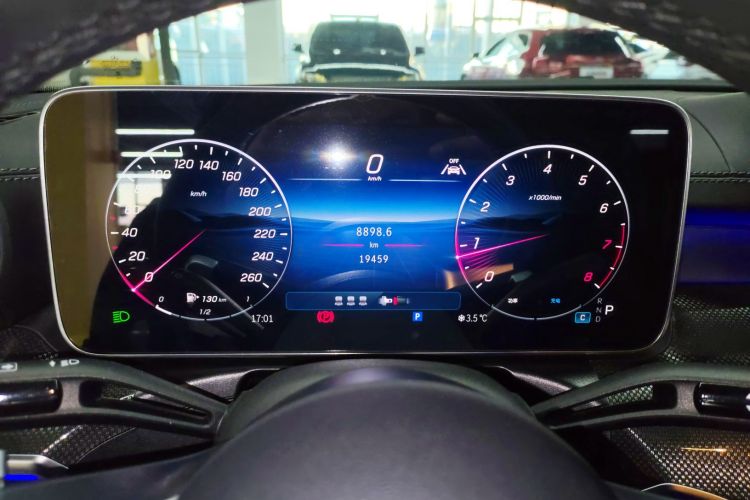 奔驰C级 2025款 C 260 L 运动版中控内饰14