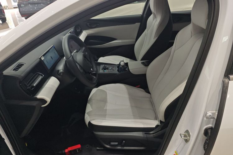 比亚迪 海豹06新能源 2024款 DM-i 80KM尊贵型局部细节19