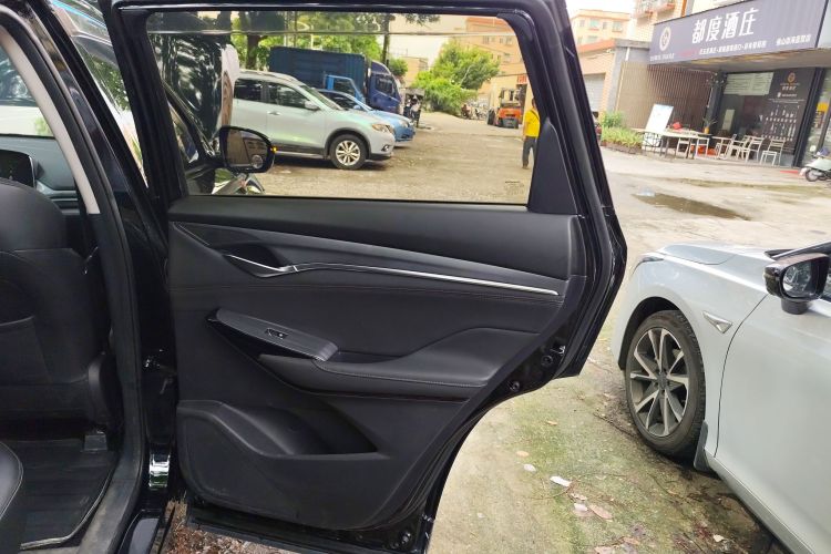 长安CS75 PLUS 2022款 1.5T 自动尊贵型中控内饰45