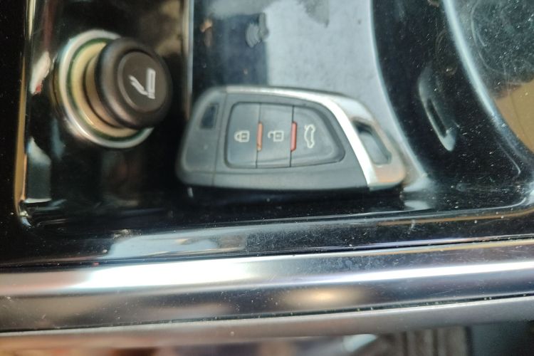 众泰 大迈X5 2015款 1.5T CVT知县型 国V中控内饰11